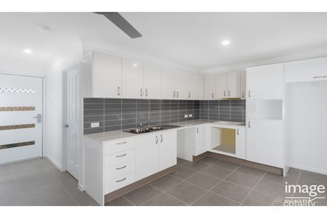 2/15 Bulloo Cres, Brassall, QLD 4305