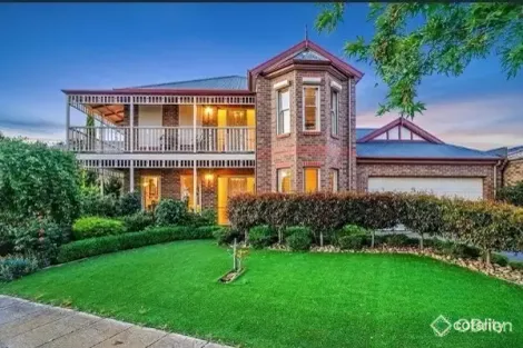 Property photo of 1 Carinya Boulevard Burnside VIC 3023