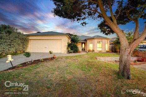 16 Rocklea Cres, Skye, VIC 3977
