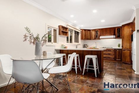 Property photo of 13 Hamsterley Square Wantirna VIC 3152
