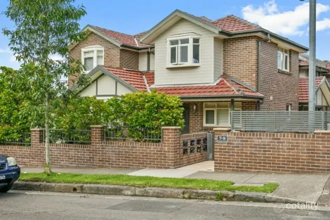 Property photo of 4/7-9 Kroombit Street Dulwich Hill NSW 2203