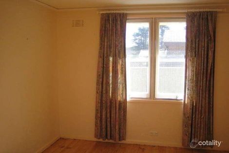 Property photo of 19 Wisdom Street Hughes ACT 2605