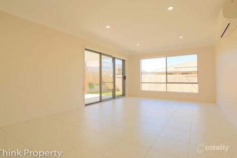 Property photo of 1/16 Cardamon Crescent Glenvale QLD 4350