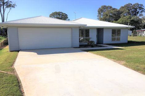 9 Kamar St, Russell Island, QLD 4184