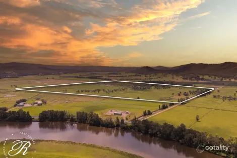 Property photo of 4 Killaloe Lane East Seaham NSW 2324