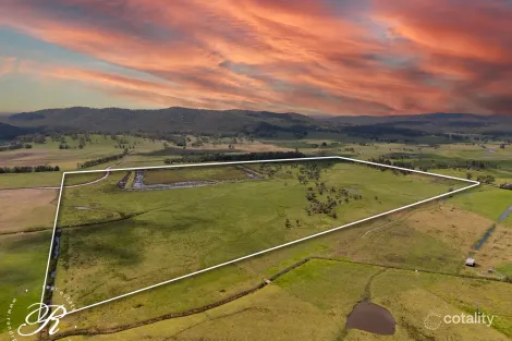 Property photo of 4 Killaloe Lane East Seaham NSW 2324