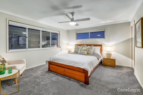 Property photo of 38 Cleveland Place Stretton QLD 4116