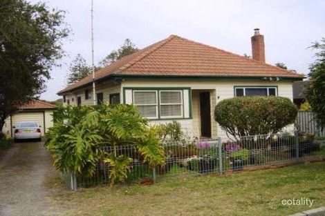 Property photo of 4 Burns Street Redhead NSW 2290