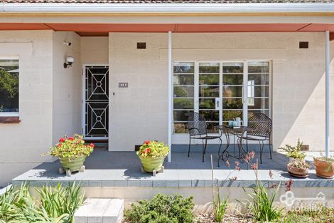 Property photo of 10 Renfrey Place Mount Gambier SA 5290