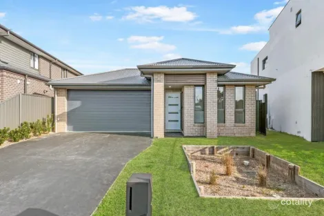 28 Carrawinya Cres, North Kellyville, NSW 2155