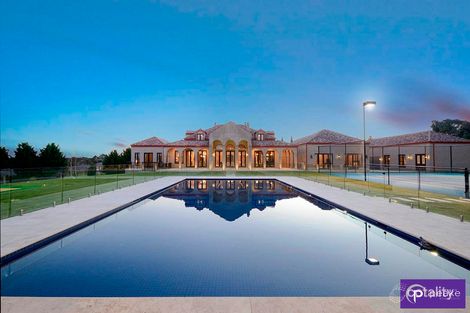 7-8 Mallaig Rise, Berwick, VIC 3806