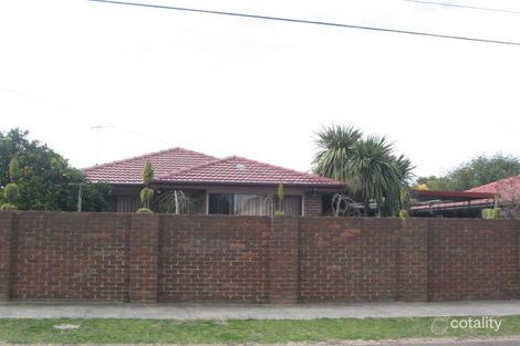 Property photo of 3 Nicholas Street Keysborough VIC 3173