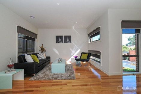 Property photo of 1/14 Rotherwood Avenue Mitcham VIC 3132