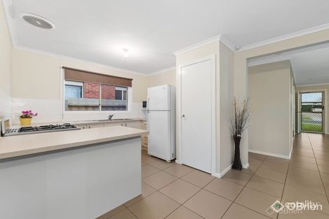 Property photo of 5 Sharyn Street Cranbourne West VIC 3977