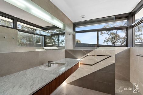 Property photo of 2 Garsia Street Campbell ACT 2612