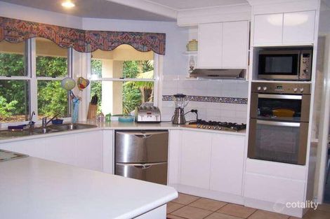 Property photo of 26 Coneyhurst Crescent Carindale QLD 4152