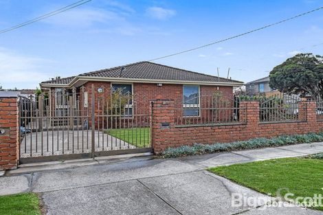 Property photo of 16 Lawn Road Noble Park VIC 3174