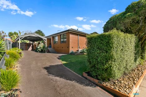 Property photo of 18 Sanderling Crescent Mornington VIC 3931