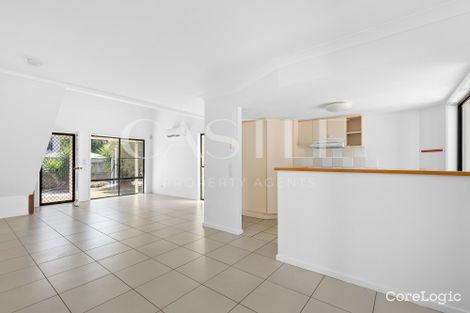 Property photo of 601/2 Gentian Drive Arundel QLD 4214