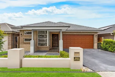 62 Fairbank Dr, Gledswood Hills, NSW 2557