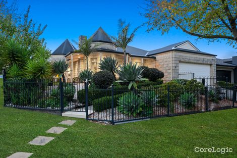 Property photo of 11 Cedarwood Crescent Berwick VIC 3806