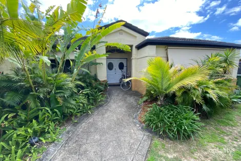 25 Murrindi St, Minyama, QLD 4575