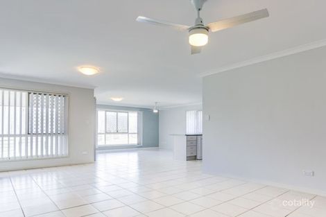 Property photo of 17 Wavecrest Place Calamvale QLD 4116