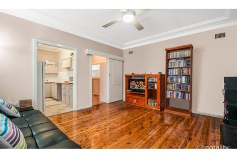 2 Calypta Rd, Umina Beach, NSW 2257