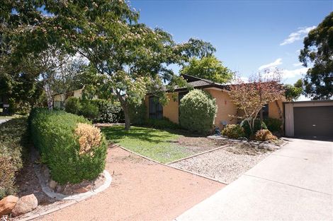 Property photo of 8 Bindon Place Wanniassa ACT 2903