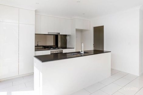 Property photo of 32/1 Residences Circuit Pimpama QLD 4209