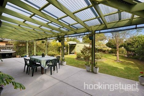 Property photo of 24 Lochiel Avenue Edithvale VIC 3196