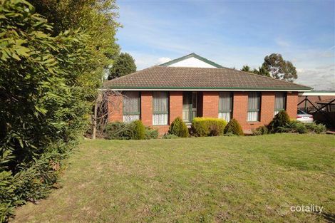 2 Vista Dr, Chirnside Park, VIC 3116