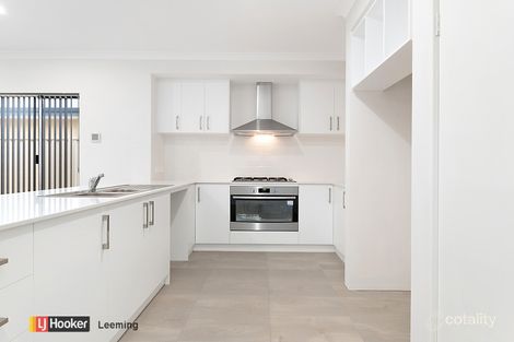 13 Teramo St, Hammond Park, WA 6164