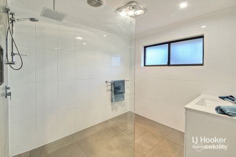 Property photo of 39 Estramina Road Regents Park QLD 4118