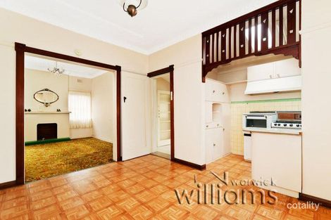 Property photo of 6 Hood Avenue Rodd Point NSW 2046