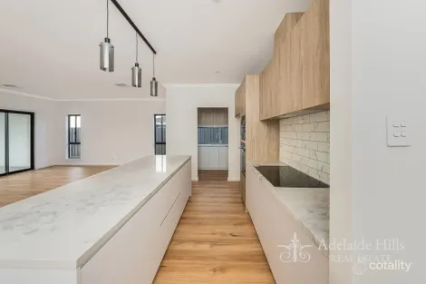 Property photo of 40 Vista Way Murray Bridge SA 5253