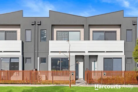 4b Tremont St, Pakenham, VIC 3810