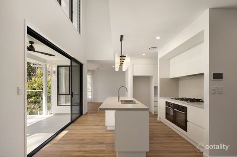 Property photo of 6 Sixth Avenue Bardon QLD 4065