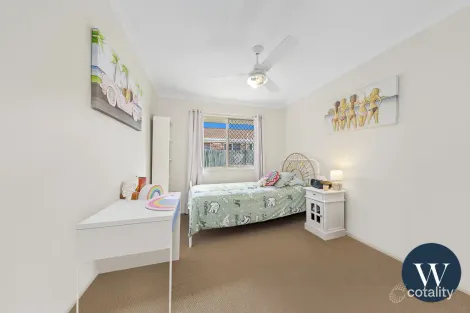 Property photo of 23 Kestrel Court Victoria Point QLD 4165