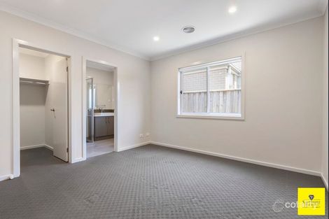 Property photo of 12 Rowena Way Mickleham VIC 3064