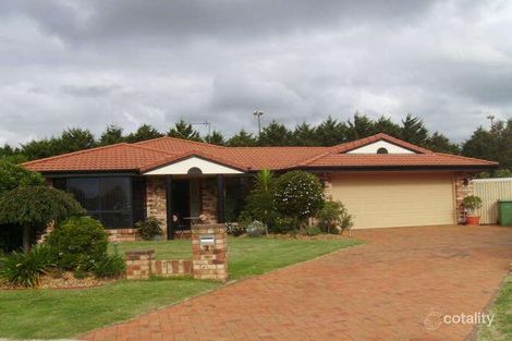 Property photo of 2 Willmington Court Middle Ridge QLD 4350