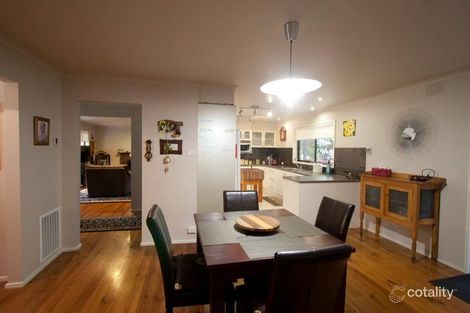Property photo of 6 Peter Godden Drive Woodend VIC 3442