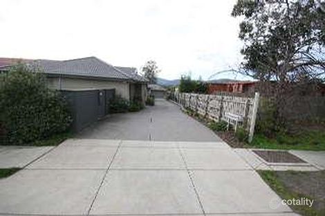 Property photo of 1/69 Scoresby Road Bayswater VIC 3153