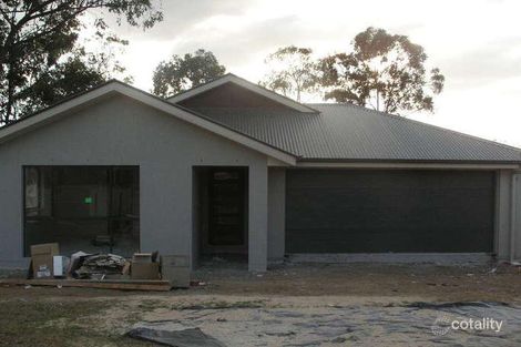 Property photo of 33 Snowy River Circuit Forest Lake QLD 4078