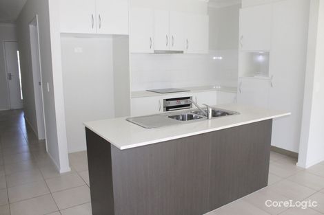 Property photo of 17 Clover Crescent Boyne Island QLD 4680