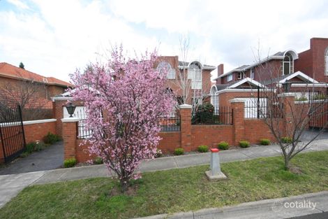 68 Freemantle Dr, Wantirna South, VIC 3152