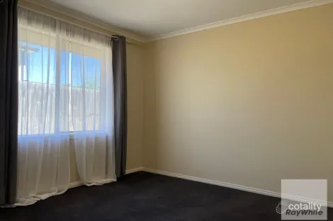 Property photo of 69 Elinda Place Reservoir VIC 3073