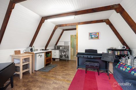 Property photo of 116 Crouch Street North Mount Gambier SA 5290