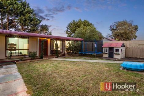 Property photo of 18 Elcan Avenue Cranbourne West VIC 3977