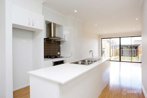 Property photo of 13 Demmie Mews Lyndhurst VIC 3975
